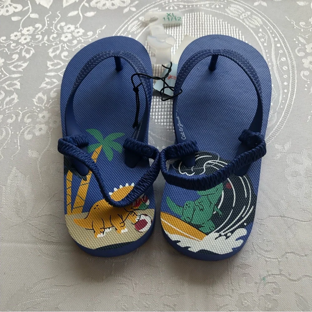 Cat & Jack Toddlers Boys Size XL (11/12) Navy Blue Flip Flops Shoes NWT Sandals